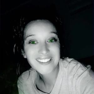 Meet your Posher, Lacey